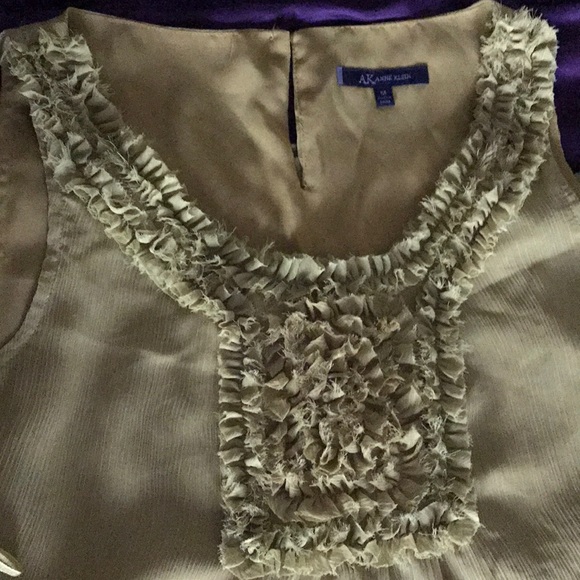 Anne Klein sleeveless top in size M. - Picture 5 of 5